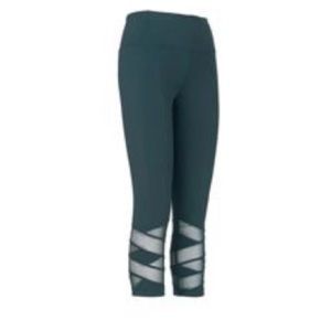 Athleta High Rise Mantra Crop Tight XS